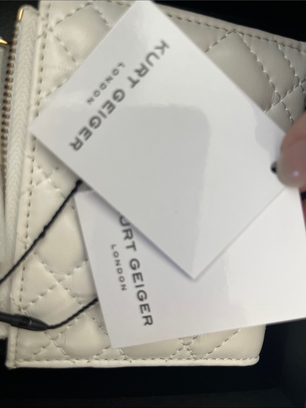 Kurt Geiger NWT and Box - White Quilted Leather Zip Card Holder with Gold Plate - Picture 11 of 11